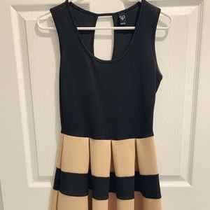 Black & Tan Dress - Size Medium